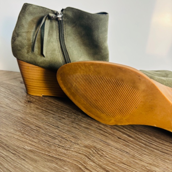 Olive Suede Wedge Ankle Boots – Size 10.5 - Picture 3 of 5